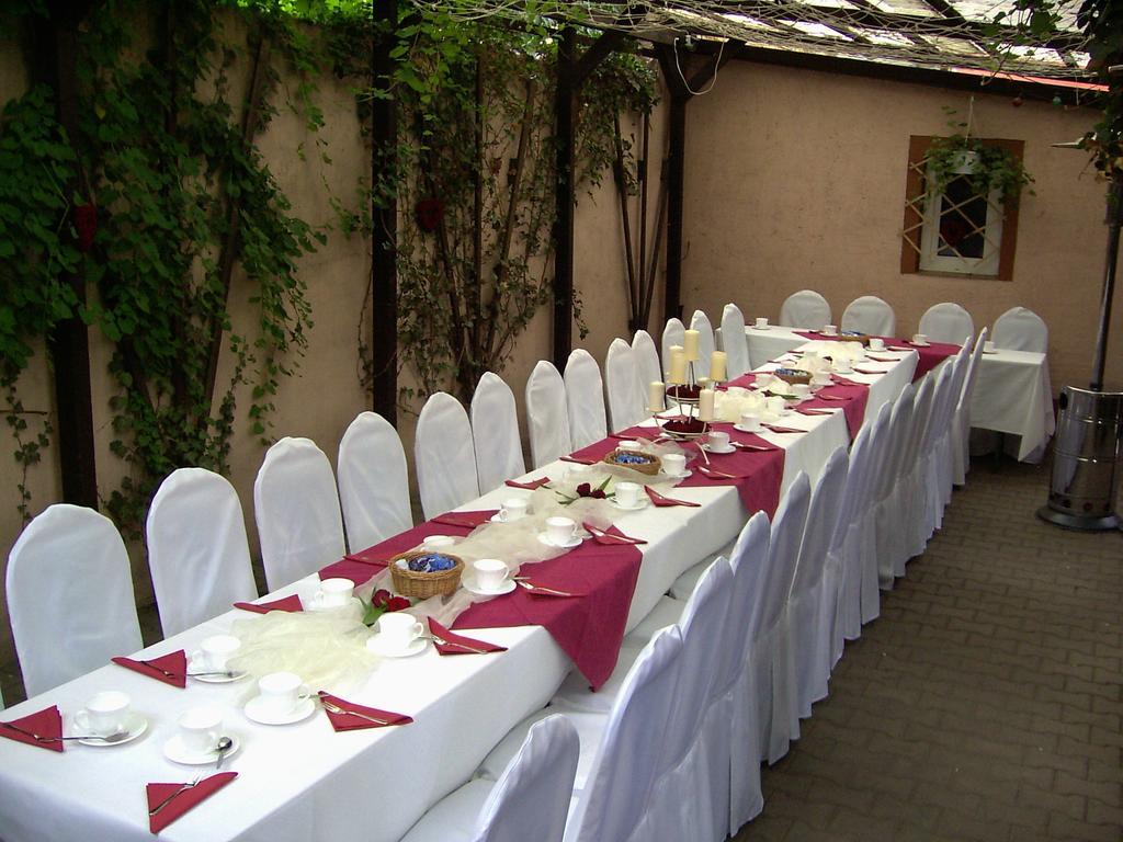 Gasthof & Pension Hause Halle  Luaran gambar