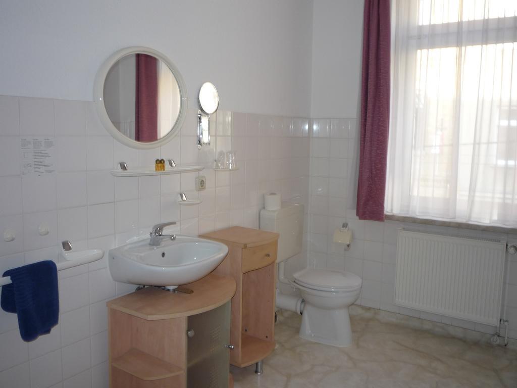 Gasthof & Pension Hause Halle  Bilik gambar